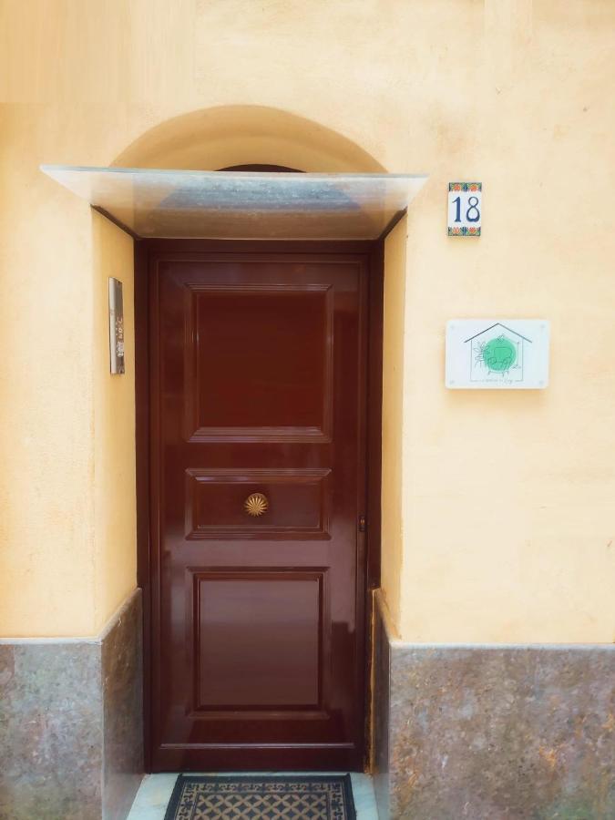 Villa La Dimora Di Lexy Palermo Exterior foto