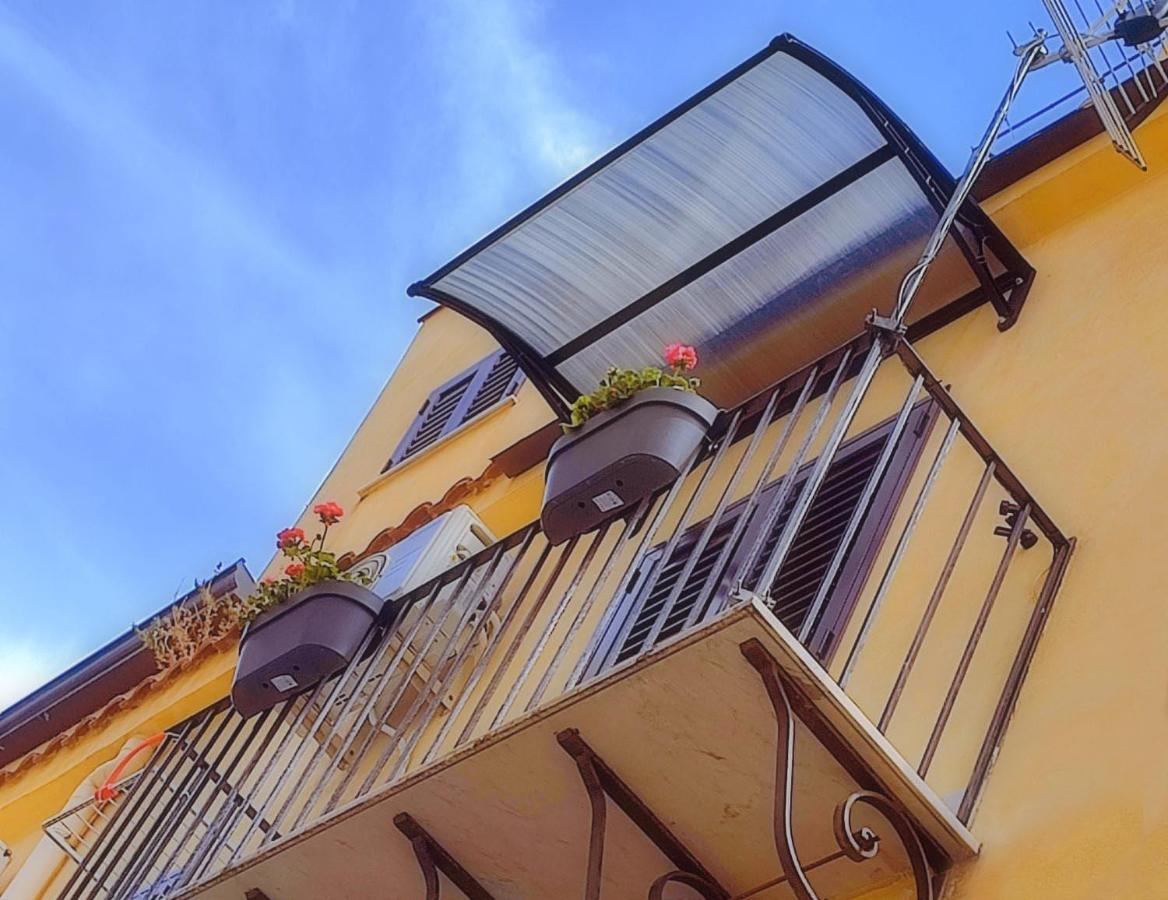 Villa La Dimora Di Lexy Palermo Exterior foto
